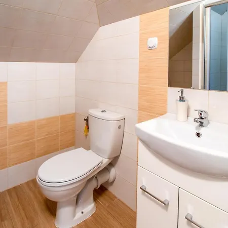 Zielona Πανσιόν 3*