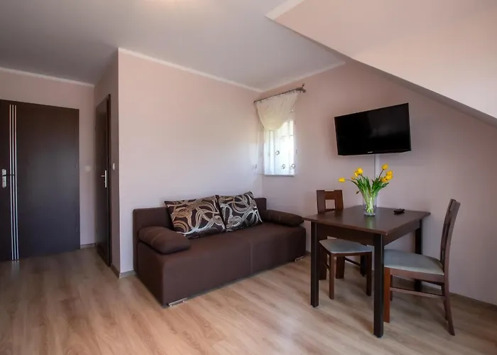 Guest house Zielona 3*